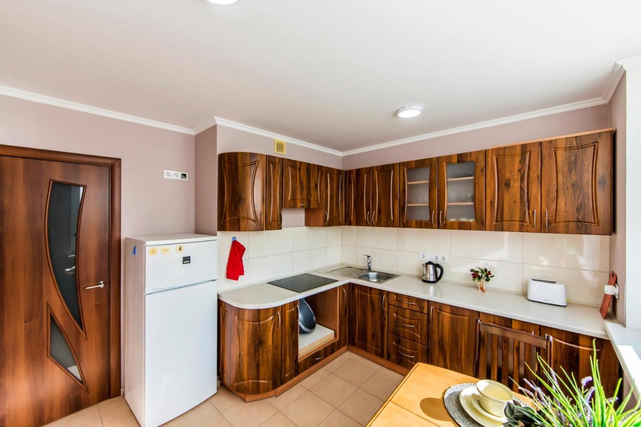 Super Comfort Flat For You Near The Metro. Kiev Luaran gambar